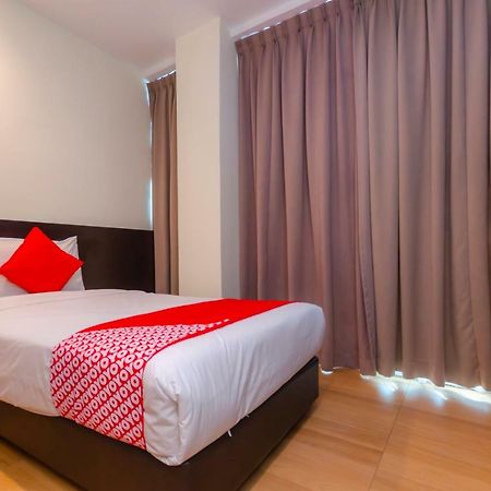 Wf Hotel Johor Bahru Exterior photo