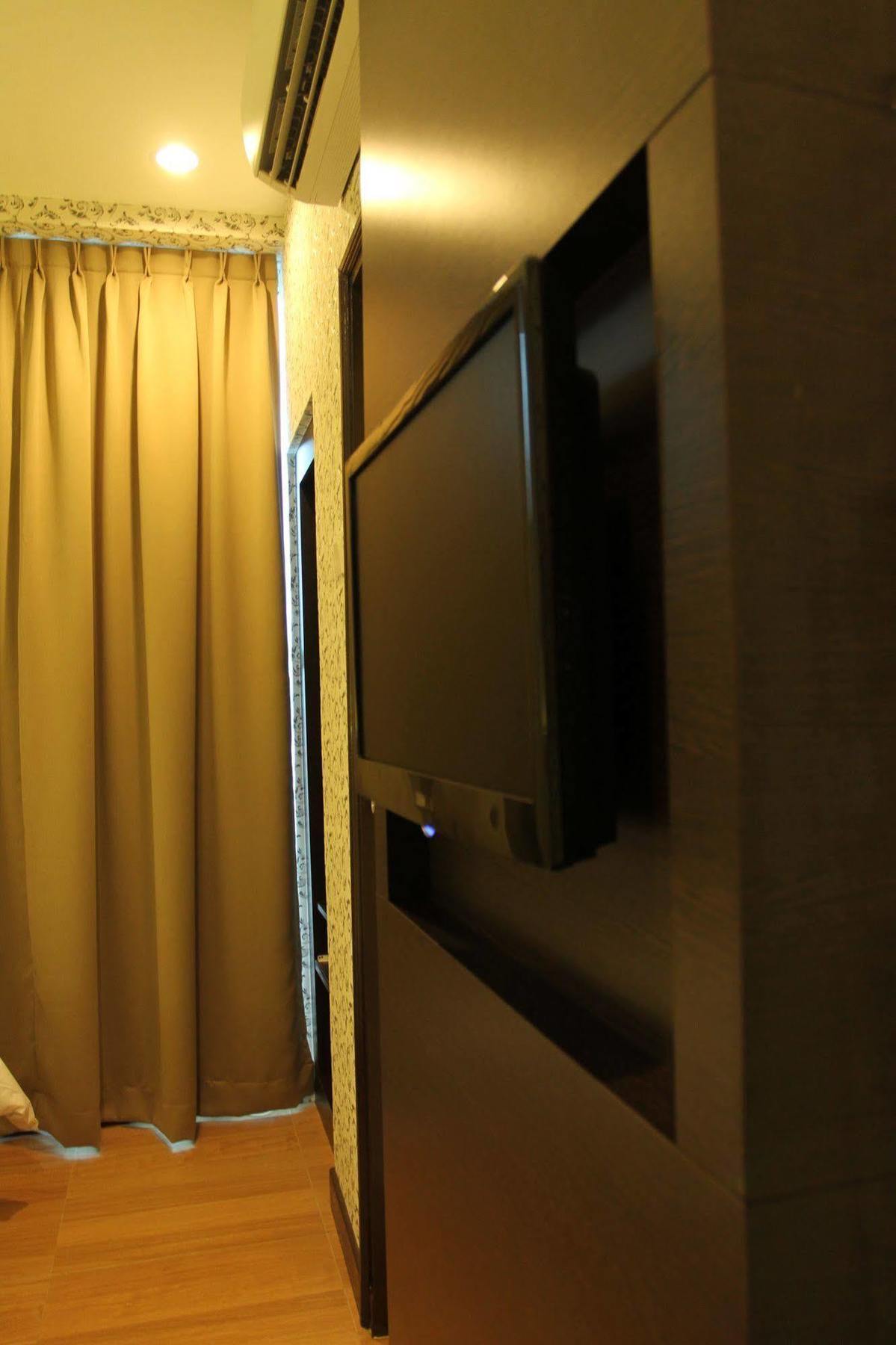 Wf Hotel Johor Bahru Exterior photo
